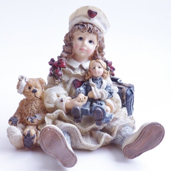 Yesterdays Child 1995 Katherine Amanda & Edmund Kind Hearts Nurse Figurine #3505 - Picture 2 of 10